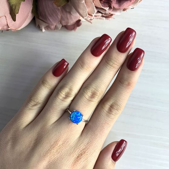 Silver ring with a 1.158-carat opal