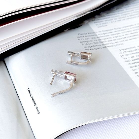 3.233ct silver sultanite earrings
