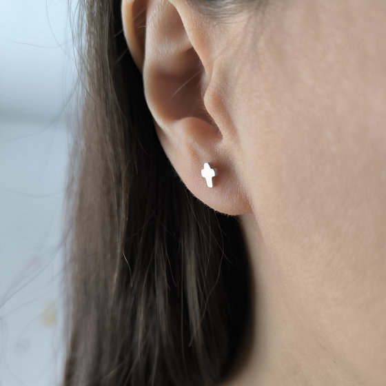 Silver earrings without stones