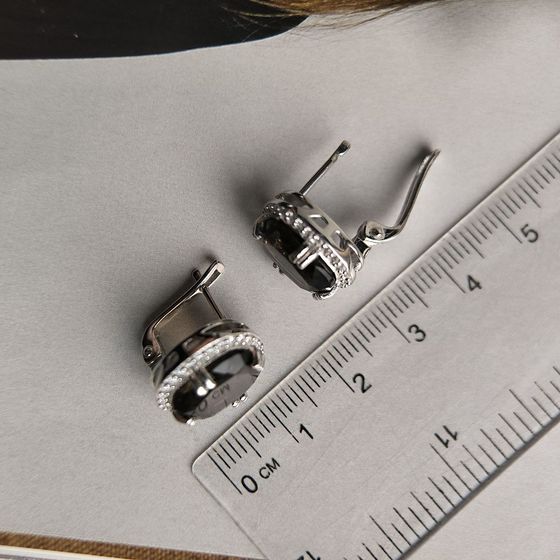 Silver earrings with smoky quartz (10.657 carats) and cubic zirconia