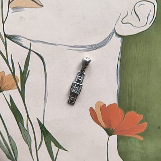 Sterling silver pendant with 0.09ct fianites