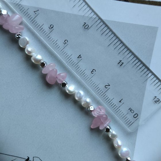 Silver necklace with baroque pearls, quartz