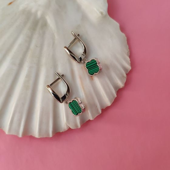 Silver earrings with malachite