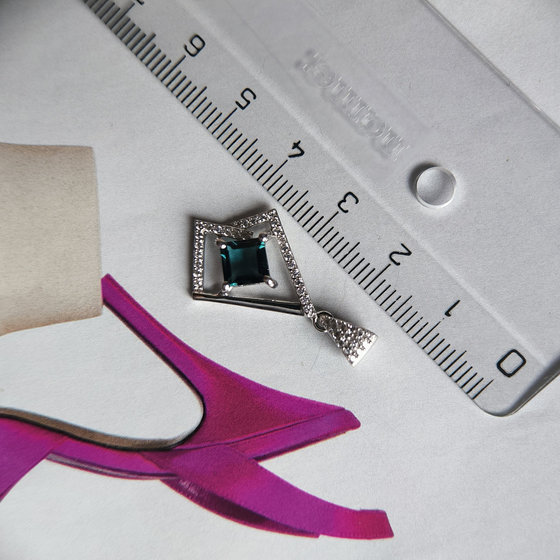 Срібна підвіска з топазом Лондон Блю 1.339ct, фіанітами