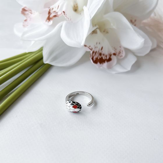 Silver ring with semalloy