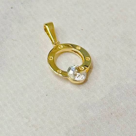 Золотая подвеска с фианитами 0.3ct
