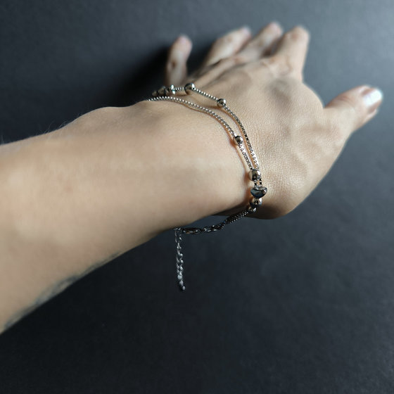Silver bracelet without stones