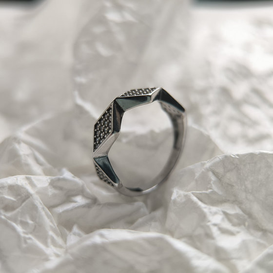 Silver ring with cubic zirconia