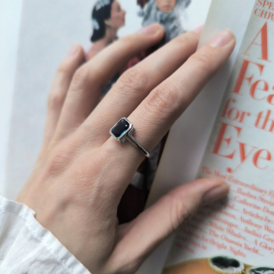 Silver ring with sapphire nano 1.488ct
