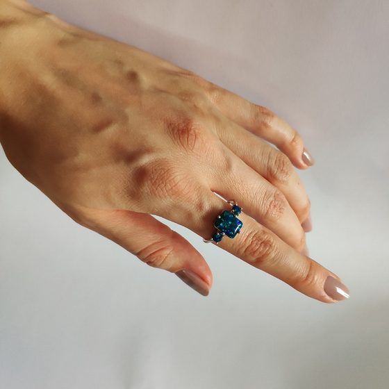 Серебряное кольцо с опалом 1.808ct