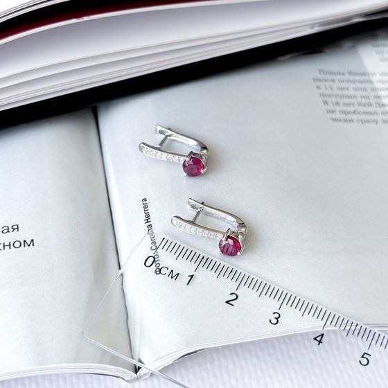 Срібні сережки з рубіном 1.476ct, фіанітами