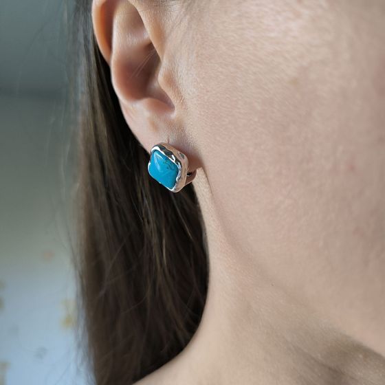 Серебряные серьги с бирюзой