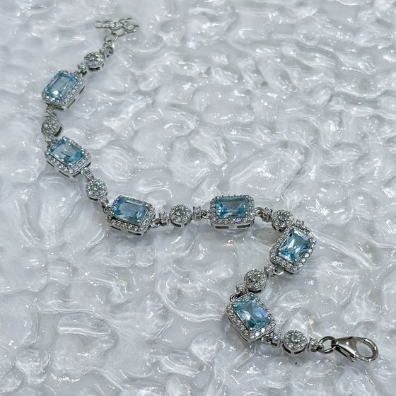 Срібний браслет з топазом 10.643ct
