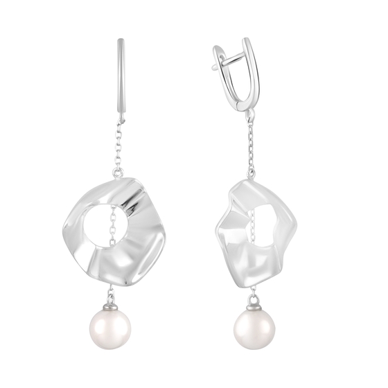 Silver earrings with pearls