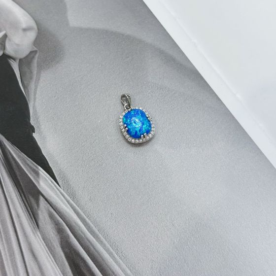 Срібна підвіска з опалом 2.733ct, фіанітами