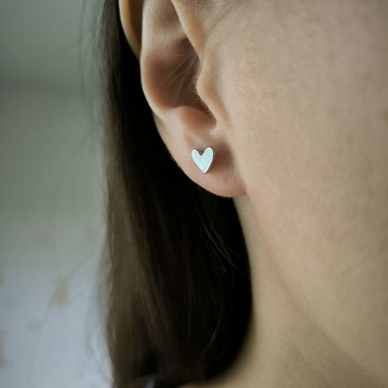 Silver earrings with yemallu