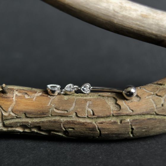 Silver piercing with phianites