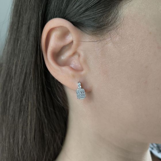 Серебряные серьги с фианитами