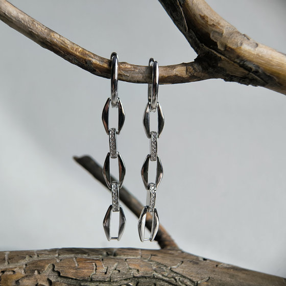 Silver earrings with cubic zirconia