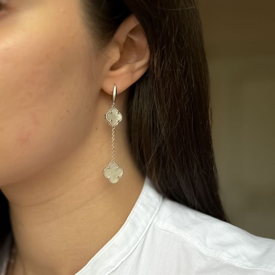 Silver earrings with mother-of-pearl