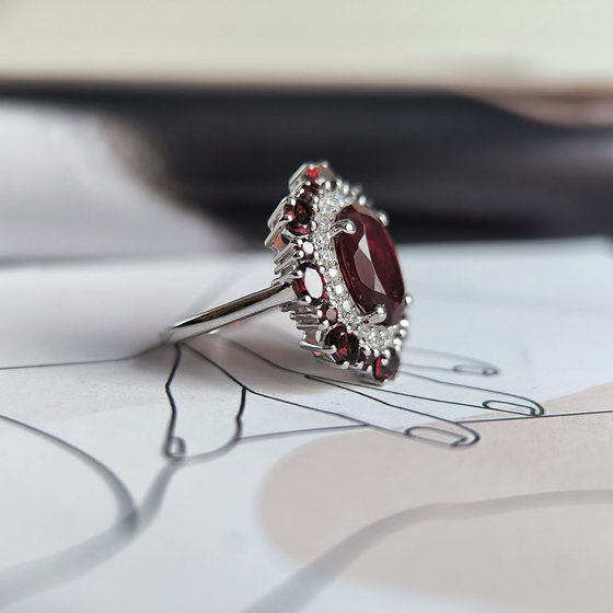 Silver ring with nano garnet, garnet