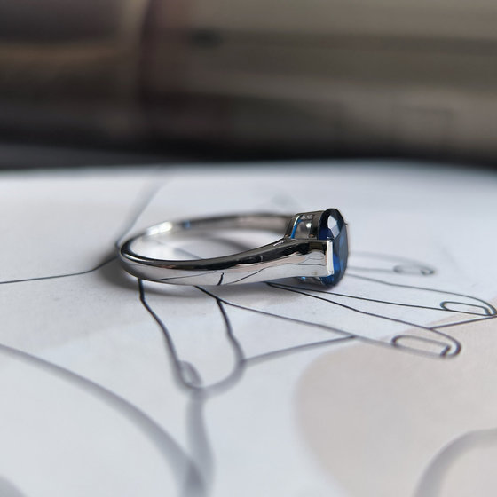 Silver ring with a 0.907-carat nano sapphire