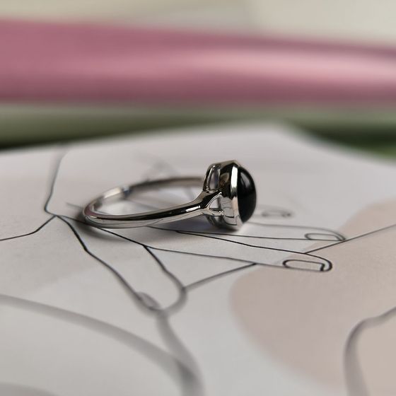 Silver ring with sapphire nano