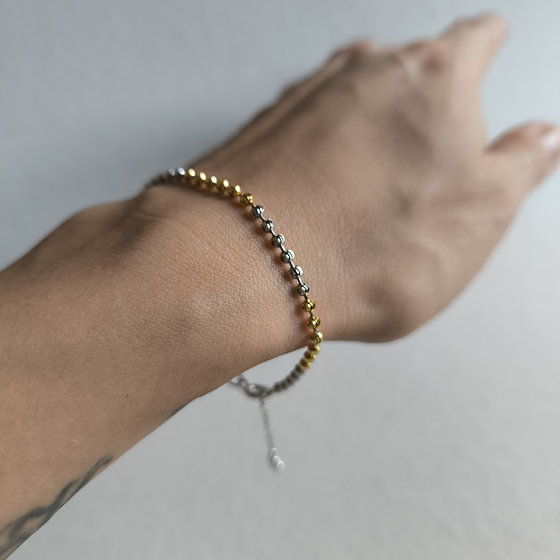Silver bracelet without stones