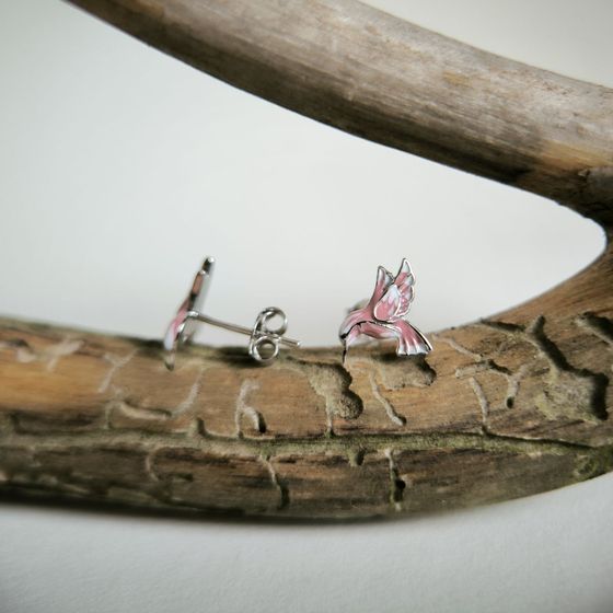 Silver earrings with yemallu
