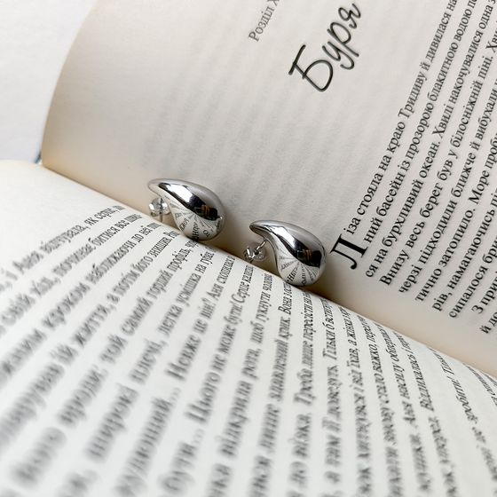 Silver earrings without stones