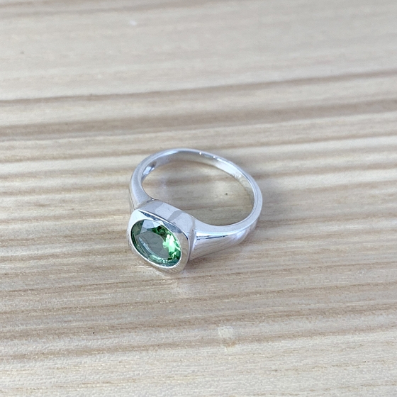 Silver ring with sultanite 1.867ct