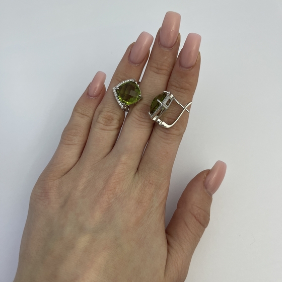 Silver earrings with sultanite 12.462ct
