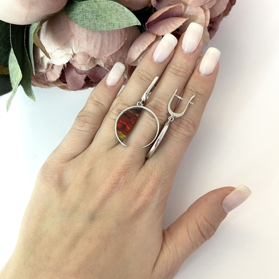 Silver earrings with ammolite