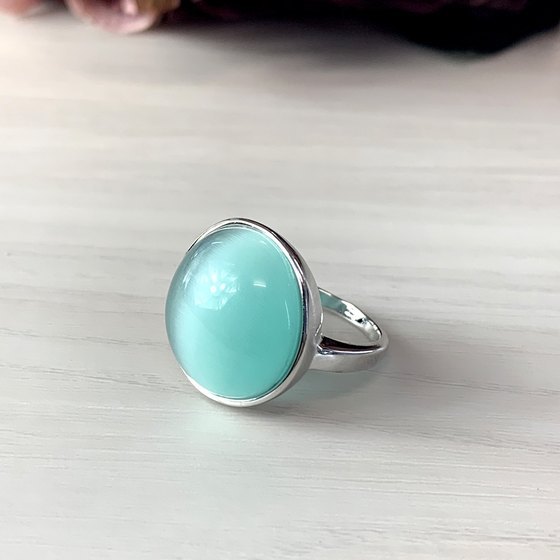 18.469ct sterling silver cat's eye ring
