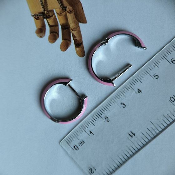 Silver earrings with phianites, semallu