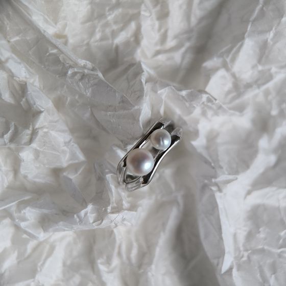 Срібна каблучка з перлами 2.5ct