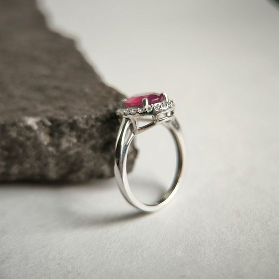 Срібна каблучка з рубіном 3.045ct