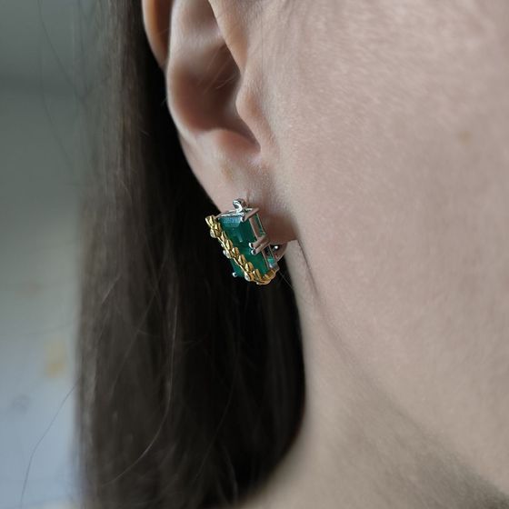 Silver earrings with agate