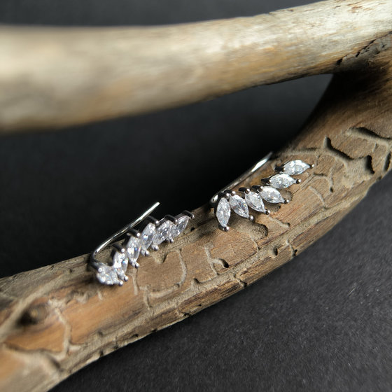 Silver earrings with cubic zirconia