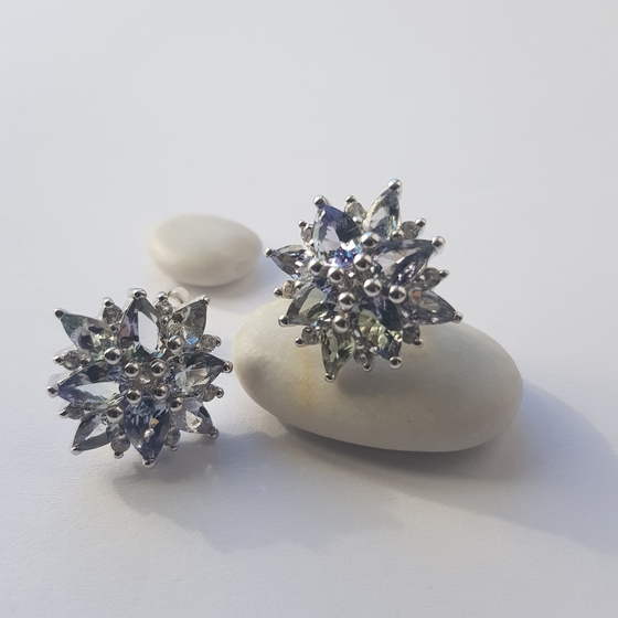 Silver earrings with tanzanite, white topaz