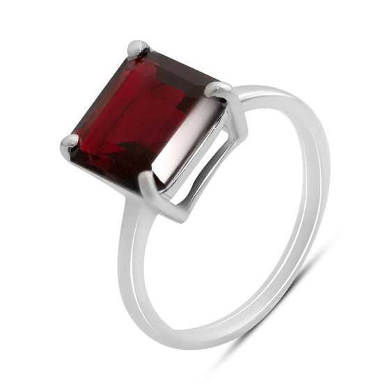 Silver ring with a 3.913ct nano garnet