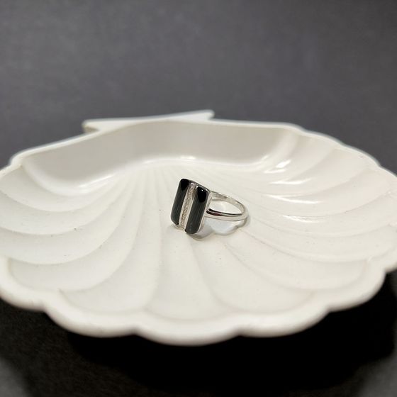 Silver ring with onyx