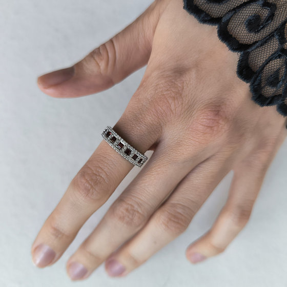Silver ring with garnet 1.503ct