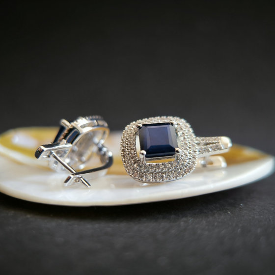 Silver earrings with sapphire 5.717ct, cubic zirconia
