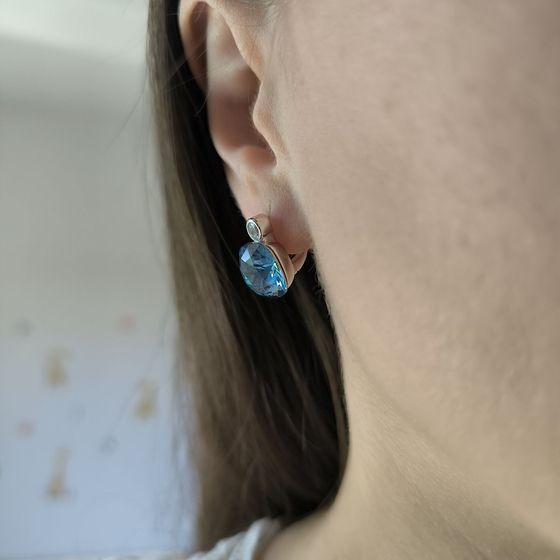 Серебряные серьги с фианитами