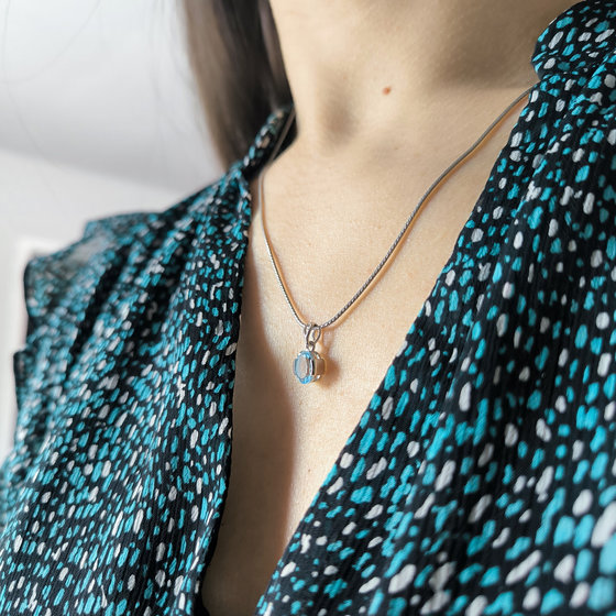Silver pendant with topaz 1.442ct