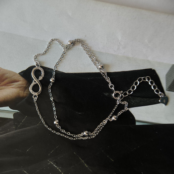 Silver bracelet with cubic zirconia