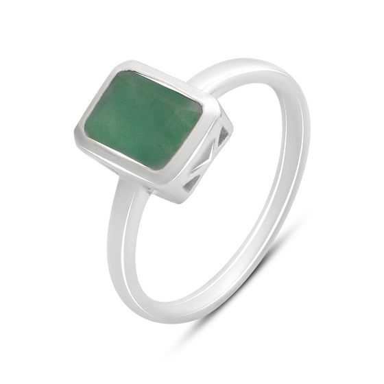 Silver ring with emerald