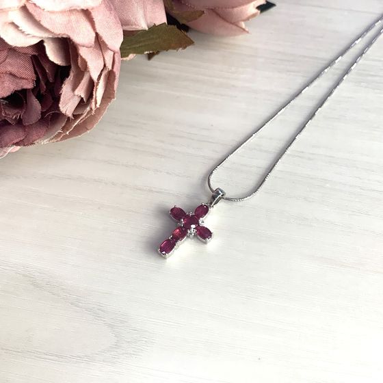 Silver cross with ruby 4.079ct