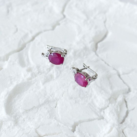 Срібні сережки з рубіном 7.97ct, фіанітами